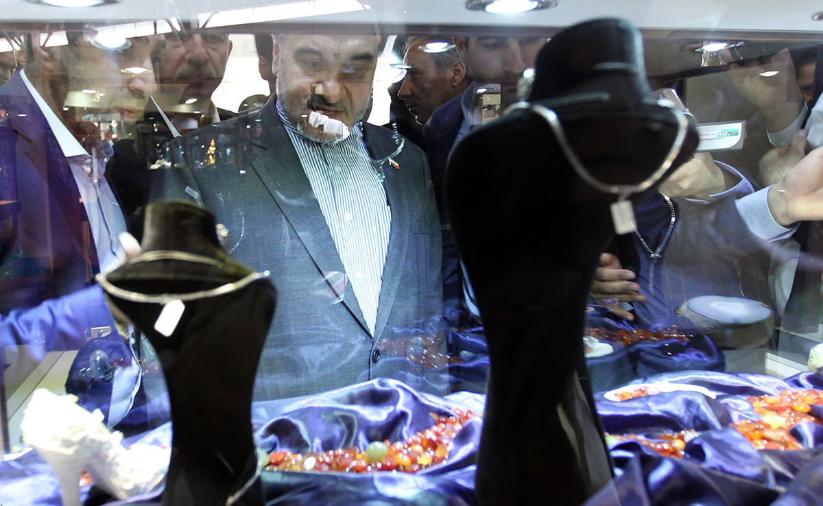 افتتاح نمایشگاه طلا، نقره، جواهر، ساعت و صنایع وابسته افتتاح نمایشگاه طلا، نقره، جواهر، ساعت و صنایع وابسته