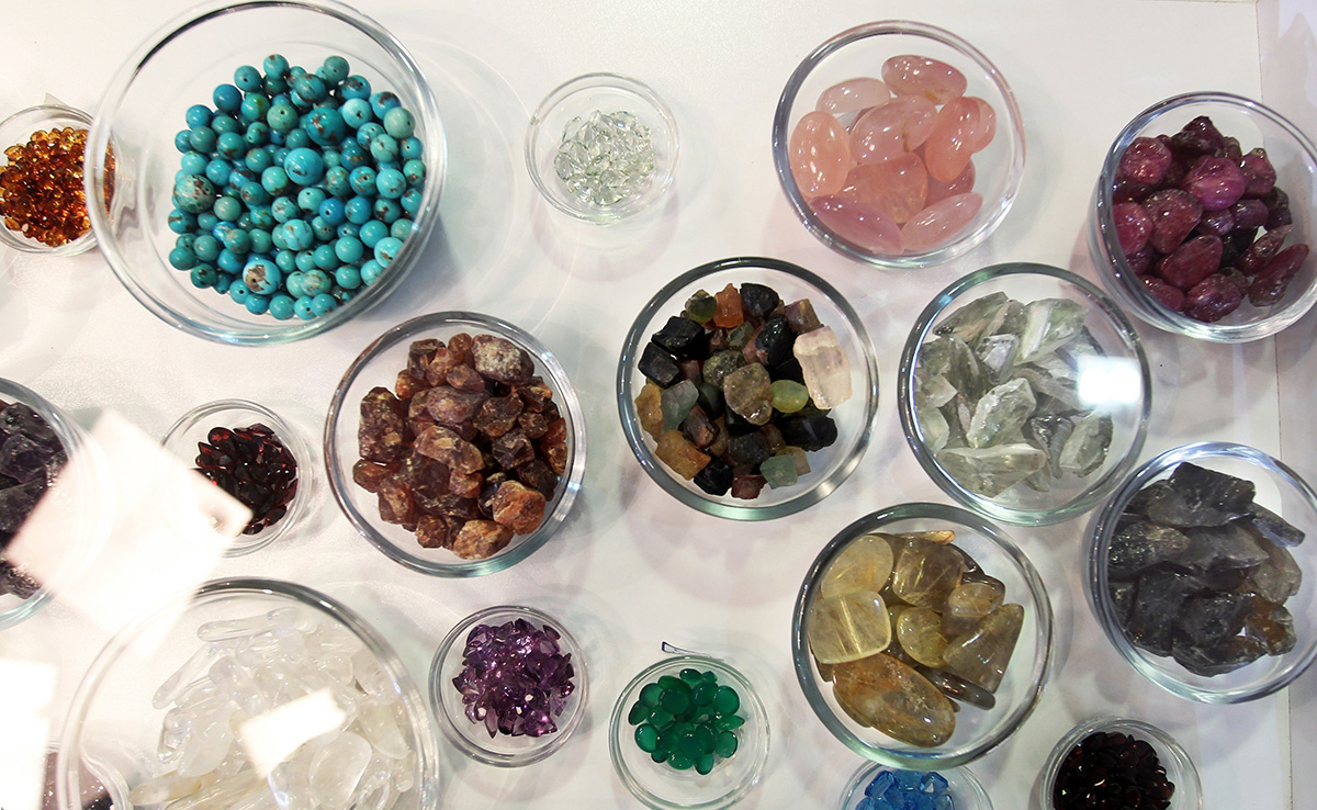 افتتاح نمایشگاه طلا، نقره، جواهر، ساعت و صنایع وابسته افتتاح نمایشگاه طلا، نقره، جواهر، ساعت و صنایع وابسته