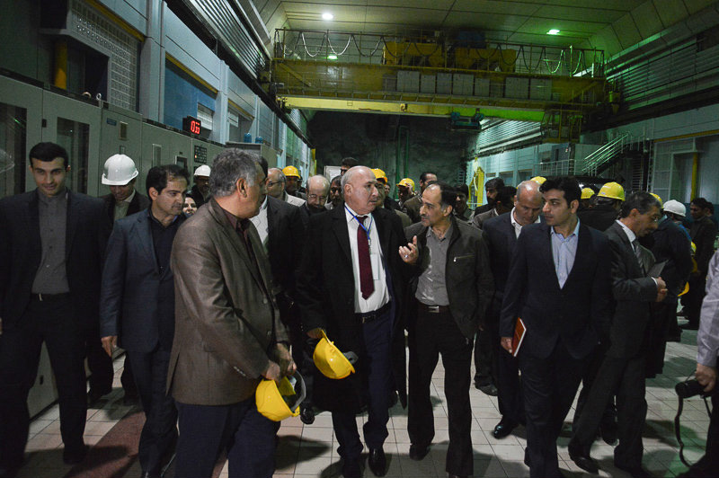 بازدید وزیر آب و محیط زیست الجزایر از سد کارون ۳ و ۴