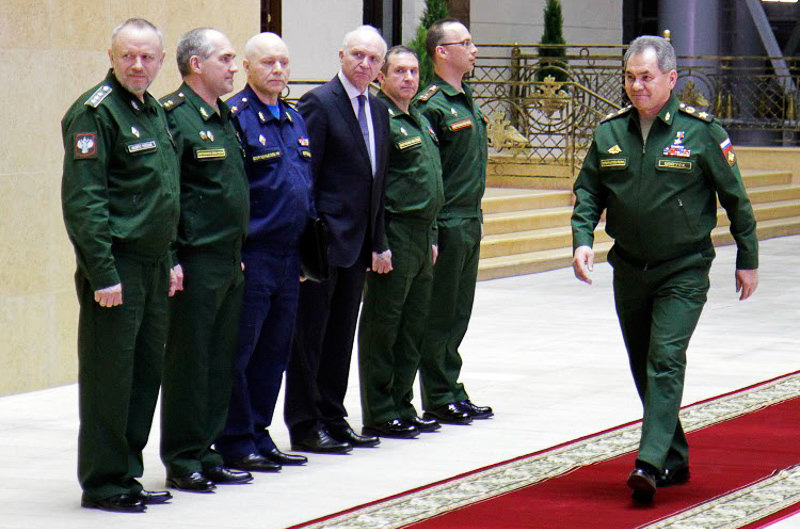 دیدار وزرای دفاع ایران و روسیه