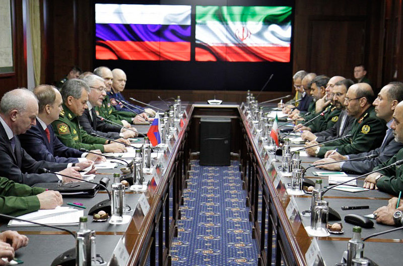 دیدار وزرای دفاع ایران و روسیه