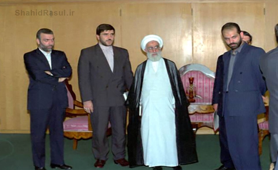 آیت الله جنّتی در جنگ بوسنی ۲ (تصاویر) آیت الله جنّتی در جنگ بوسنی ۲ (تصاویر)