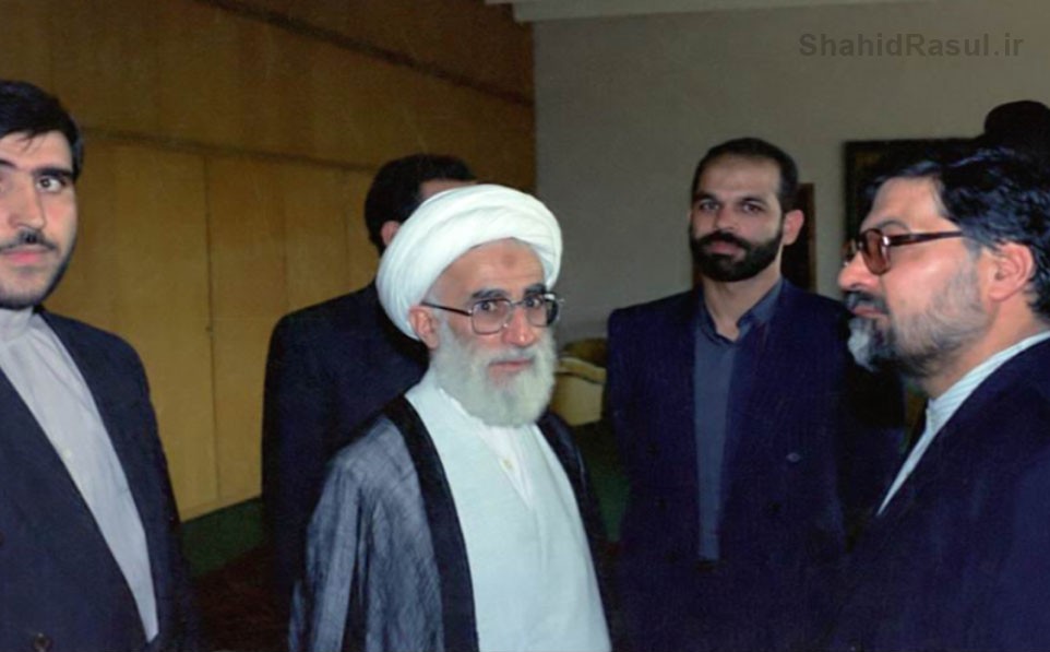 آیت الله جنّتی در جنگ بوسنی ۲ (تصاویر) آیت الله جنّتی در جنگ بوسنی ۲ (تصاویر)