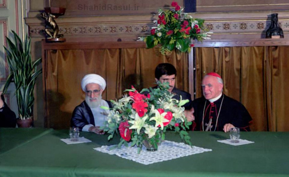 آیت الله جنّتی در جنگ بوسنی ۲ (تصاویر) آیت الله جنّتی در جنگ بوسنی ۲ (تصاویر)