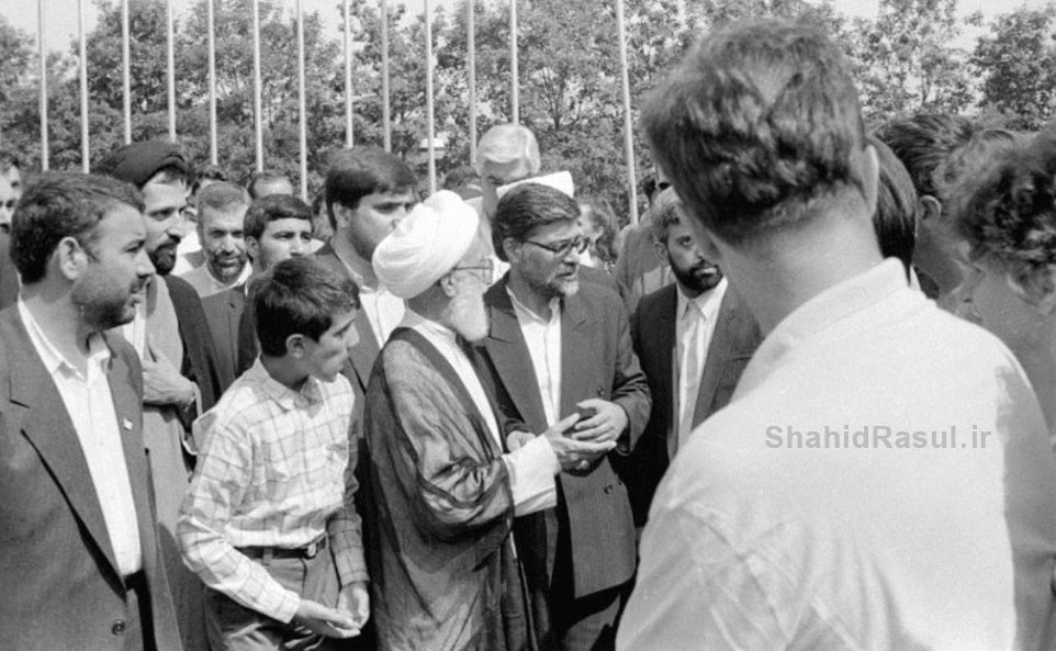 آیت الله جنّتی در جنگ بوسنی ۲ (تصاویر) آیت الله جنّتی در جنگ بوسنی ۲ (تصاویر)