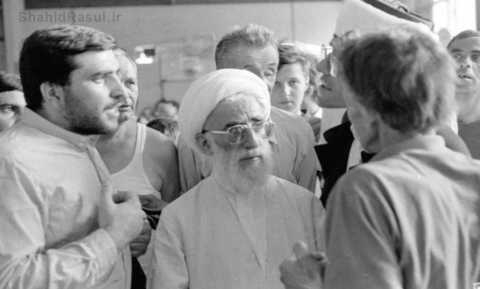 آیت الله جنّتی در جنگ بوسنی ۲ (تصاویر) آیت الله جنّتی در جنگ بوسنی ۲ (تصاویر)