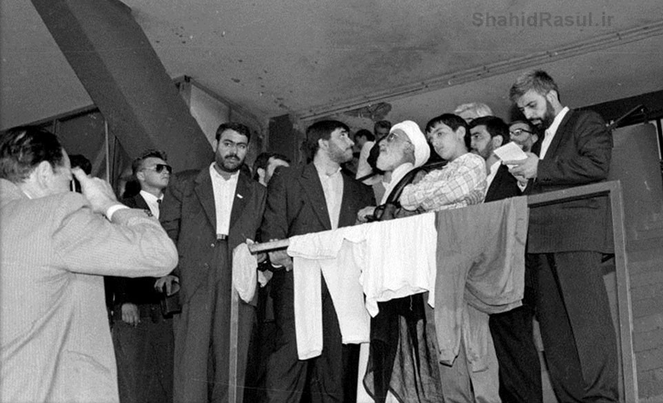 آیت الله جنّتی در جنگ بوسنی ۲ (تصاویر) آیت الله جنّتی در جنگ بوسنی ۲ (تصاویر)