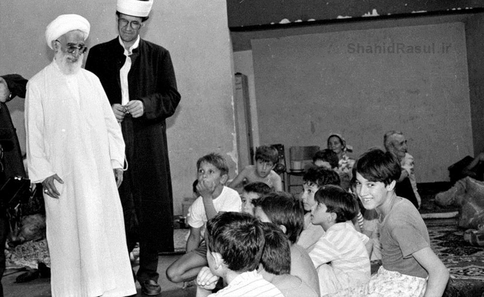 آیت الله جنّتی در جنگ بوسنی ۲ (تصاویر) آیت الله جنّتی در جنگ بوسنی ۲ (تصاویر)