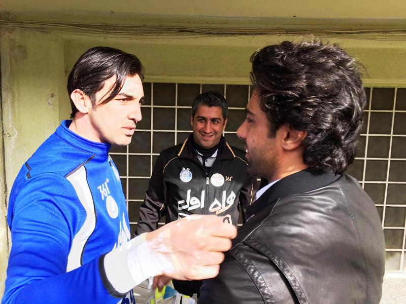 مانور محبوبیت در ورزشگاه آزادی