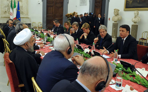 استقبال و مذاکرات دو جانبه روحانی و نخست وزیر ایتالیا (تصاویر) استقبال و مذاکرات دو جانبه روحانی و نخست وزیر ایتالیا (تصاویر)