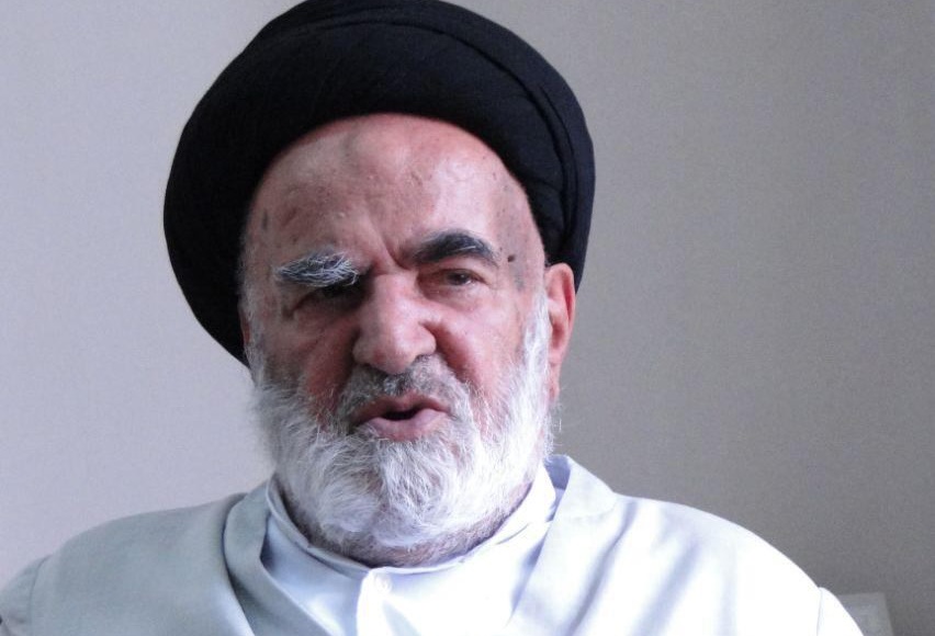 باید از آبرو گذشت تا کسب آبرو کرد