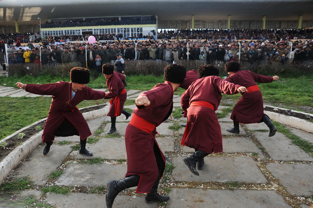 کورس سوارکاری قهرمانی زمستانه گنبدکاووس