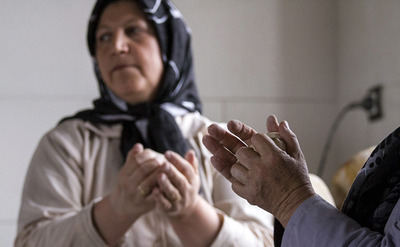 نانوایی خانمها در خمین (تصاویر) نانوایی خانمها در خمین (تصاویر)