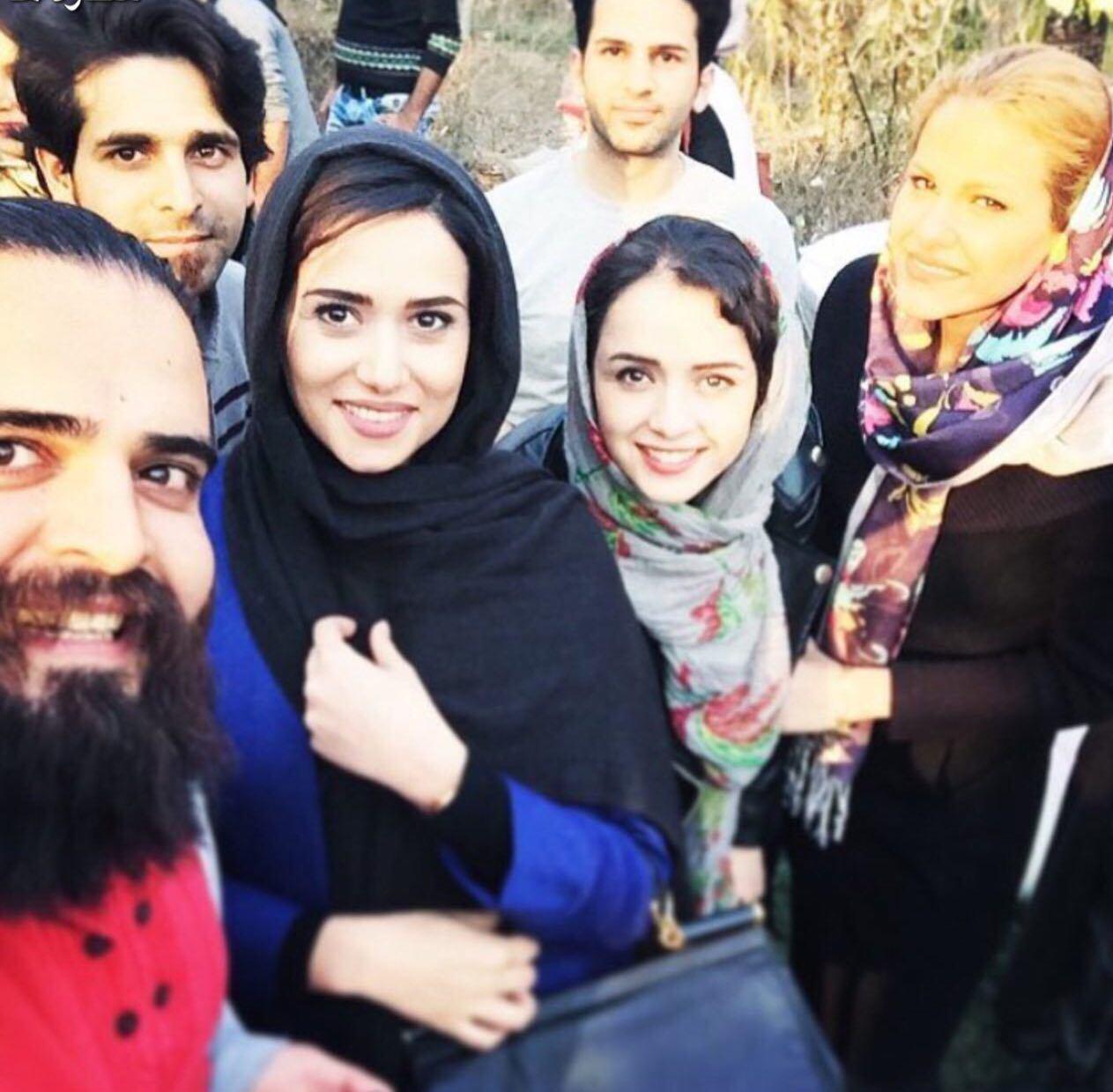 سفلی بازیگرا در کنار عوامل سریال شهرزاد (تصویر) سفلی بازیگرا در کنار عوامل سریال شهرزاد (تصویر)