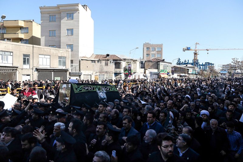 تشییع پیکر آیت الله واعظ طبسی تشییع پیکر آیت الله واعظ طبسی