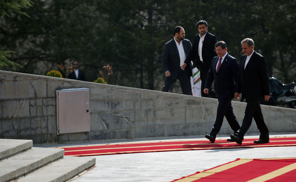 ورود نخست وزیر ترکیه به تهران و مراسم استقبال رسمی ورود نخست وزیر ترکیه به تهران و مراسم استقبال رسمی
