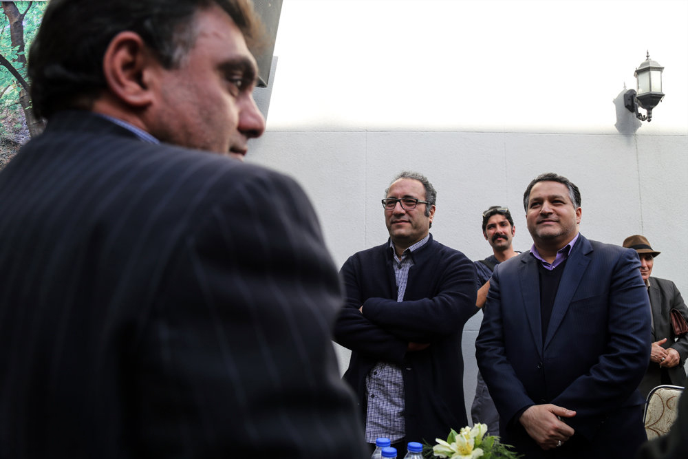 درخت کاری در خانه سینما