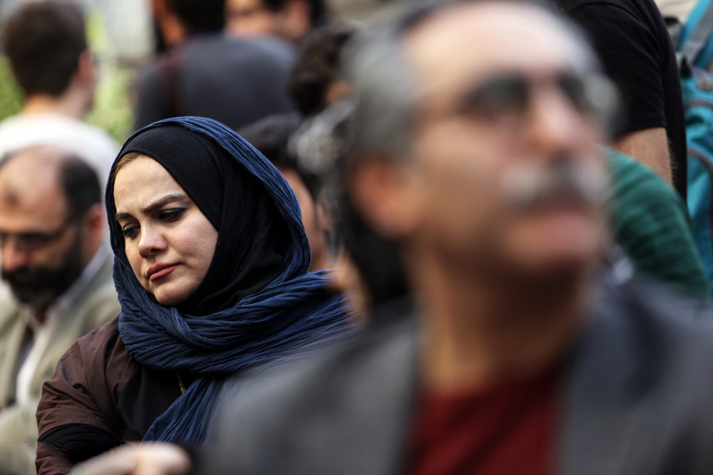 درخت کاری در خانه سینما