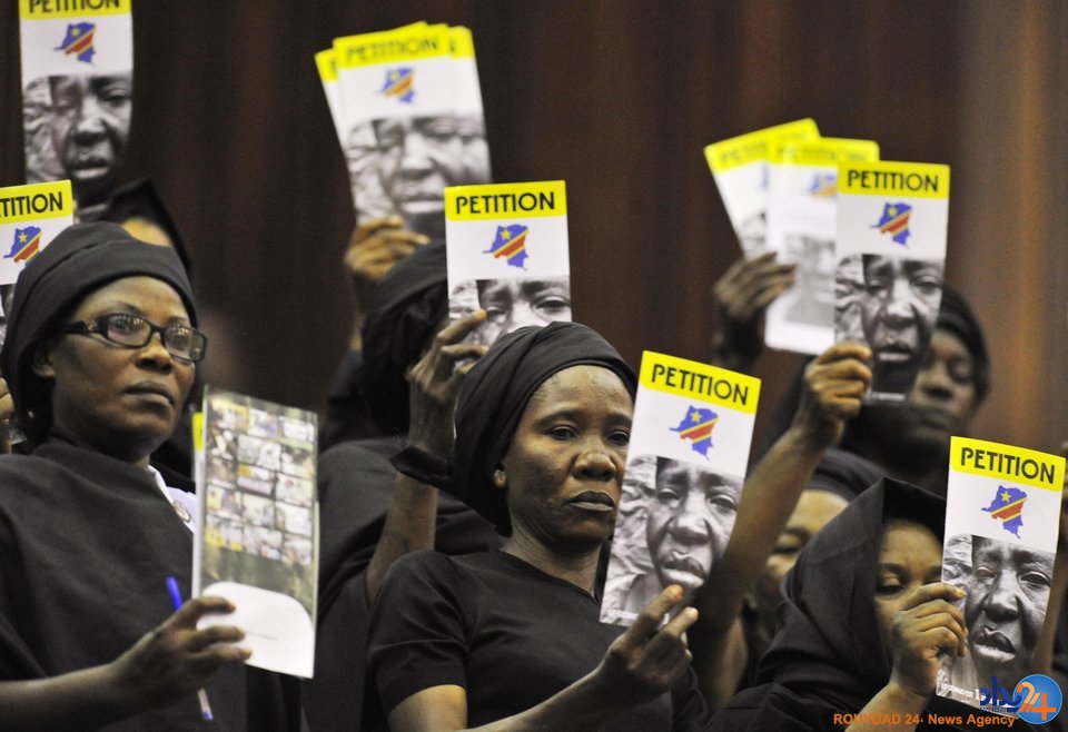 خشم زنان جهان در قاب تصویر خشم زنان جهان در قاب تصویر