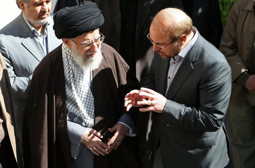 رهبر انقلاب یک اصله نهال غرس کردند