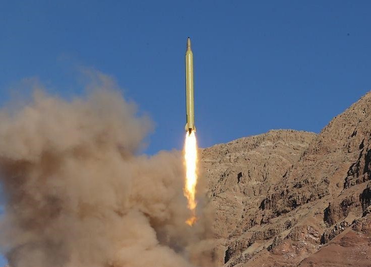 لحظه شلیک موشکهای بالستیک قدر H و F از ارتفاعات البرز (تصاویر) لحظه شلیک موشکهای بالستیک قدر H و F از ارتفاعات البرز (تصاویر)