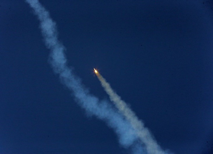 لحظه شلیک موشکهای بالستیک قدر H و F از ارتفاعات البرز (تصاویر) لحظه شلیک موشکهای بالستیک قدر H و F از ارتفاعات البرز (تصاویر)