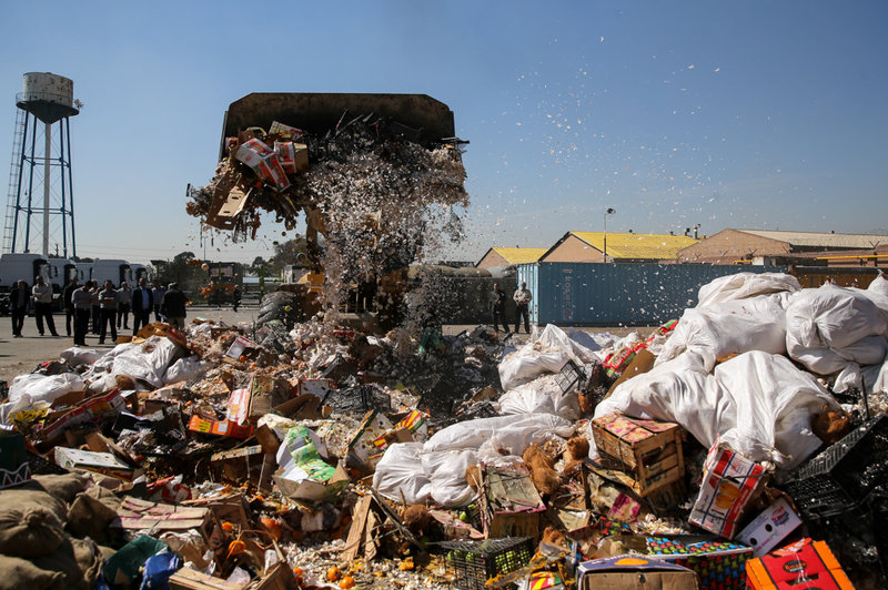 امحاء میوه‌های قاچاق