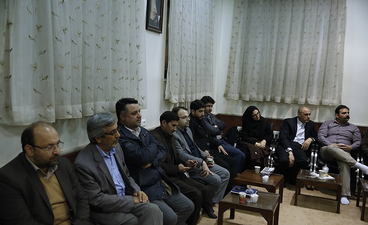 دیدار جمعی از اهالی رسانه و فرهنگ با سید حسن خمینی