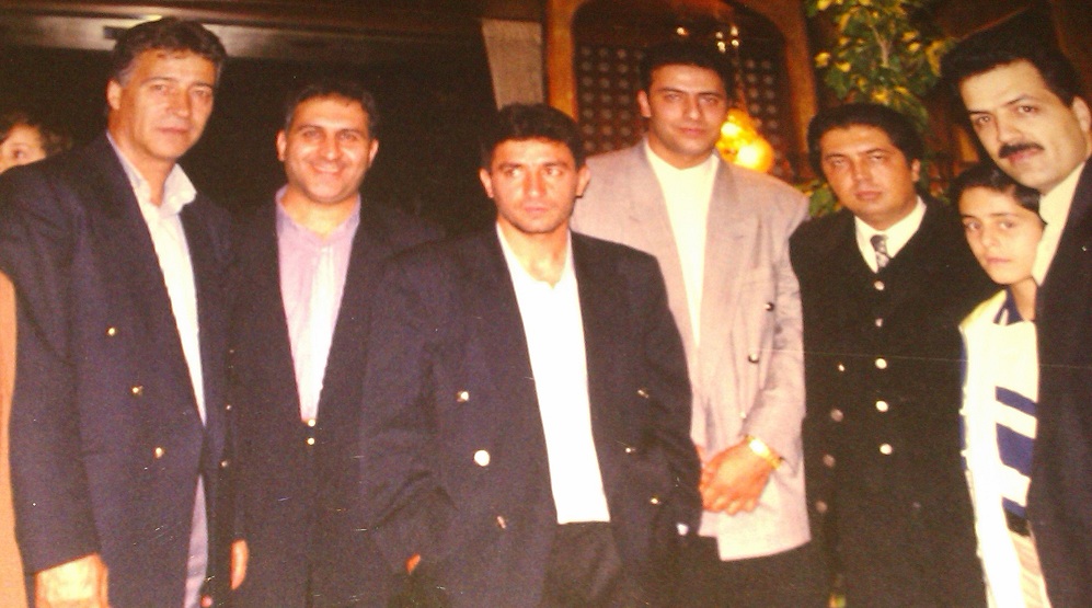 عکسی نادر از امیرقلعه نویی کنار ناصر حجازی عکسی نادر از امیرقلعه نویی کنار ناصر حجازی