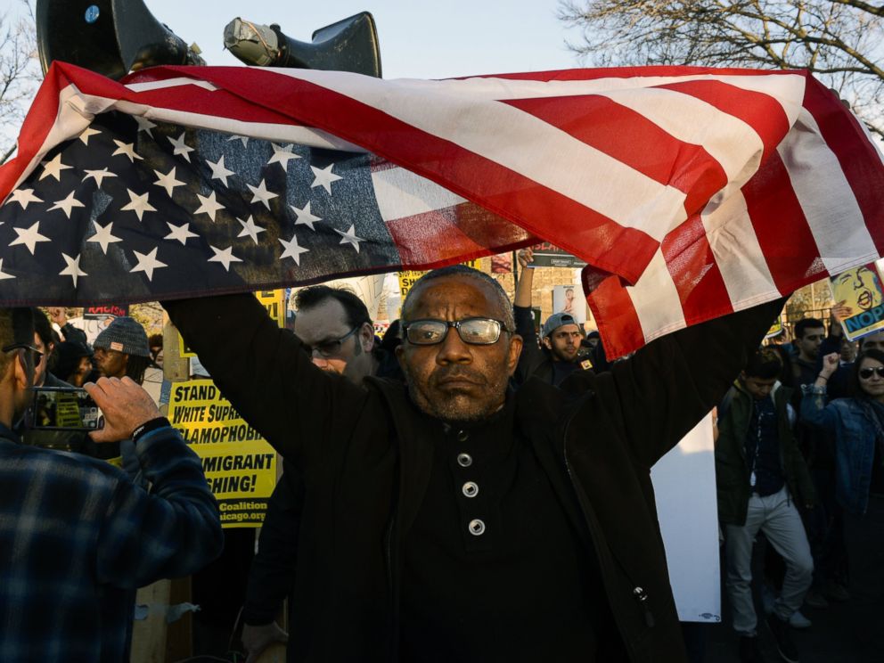 گردهمایی انتخاباتی ترامپ به دلایل «امنیتی» لغو شد (تصاویر)
