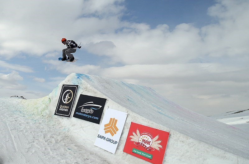 مسابقات سبک آزاد اسنوبرد