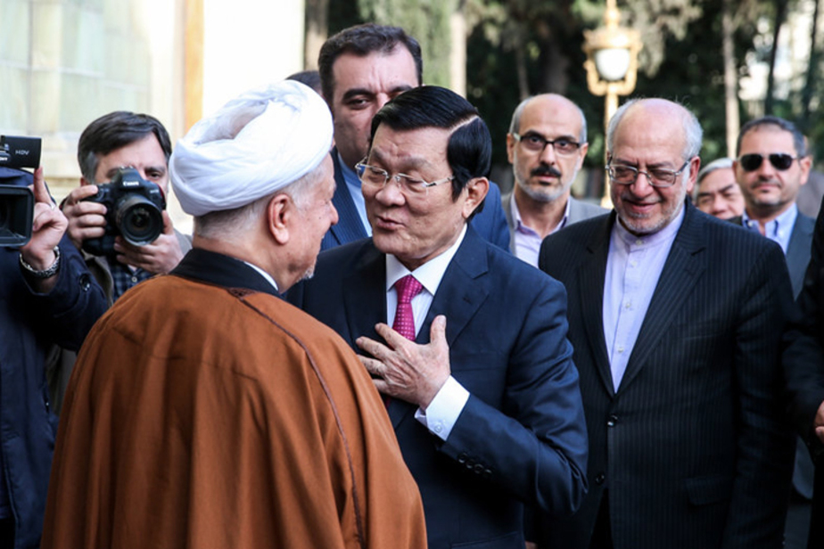 دیدار رئیس جمهور ویتنام با هاشمی (تصاویر)