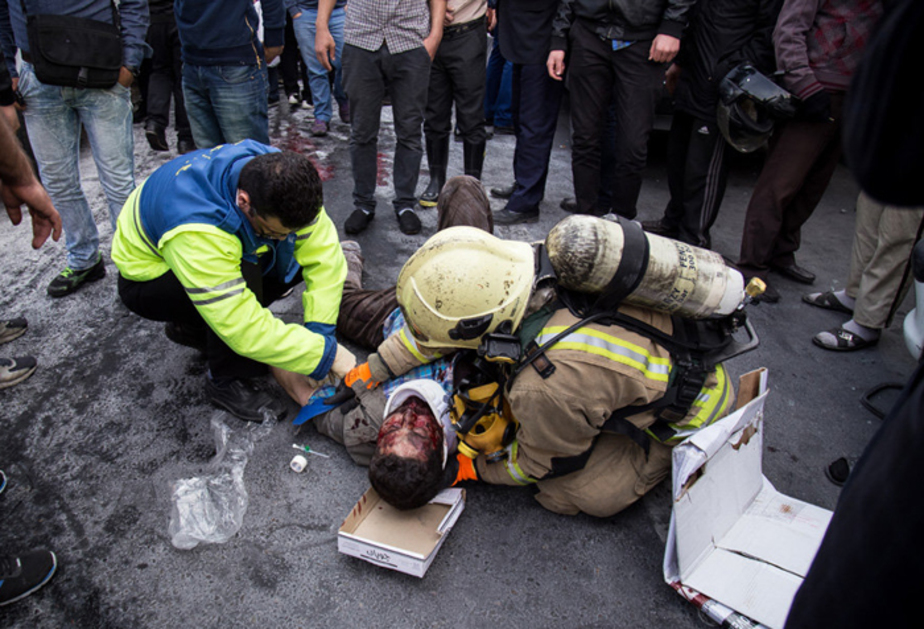 تصادف مرگبار در خیابان مفتح (تصاویر)