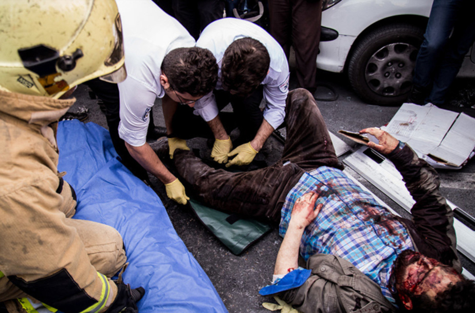 تصادف مرگبار در خیابان مفتح (تصاویر)