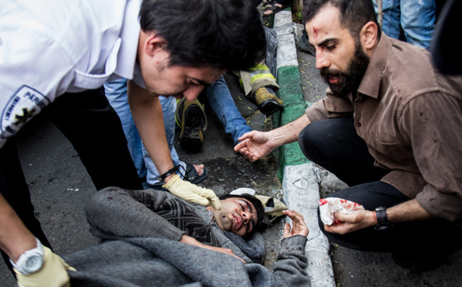 تصادف مرگبار در خیابان مفتح (تصاویر)