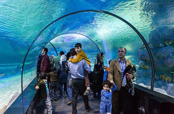 نخستین تونل آکواریوم کشور در اصفهان