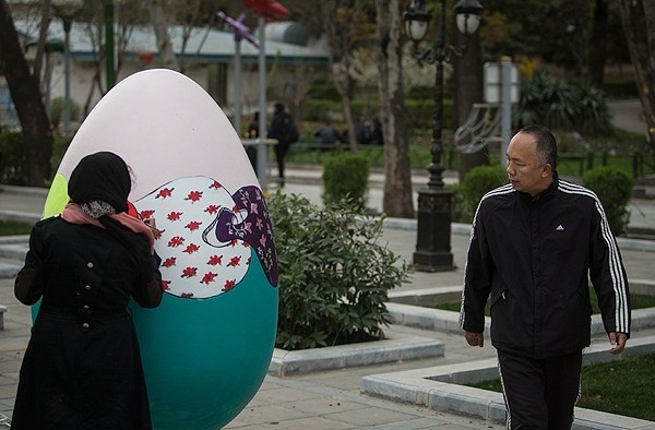 تخم مرغ آرایی جالب در پارک های تهران (تصویر)
