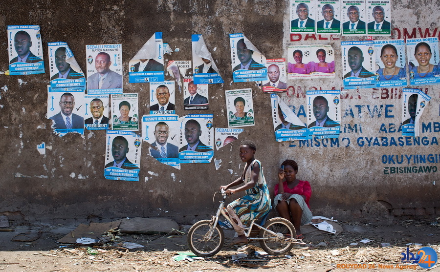 صحنه هایی از روز رای گیری در اوگاندا