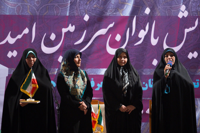 حضور ۲۷ درصدی زنان در لیست امید نویدبخش است