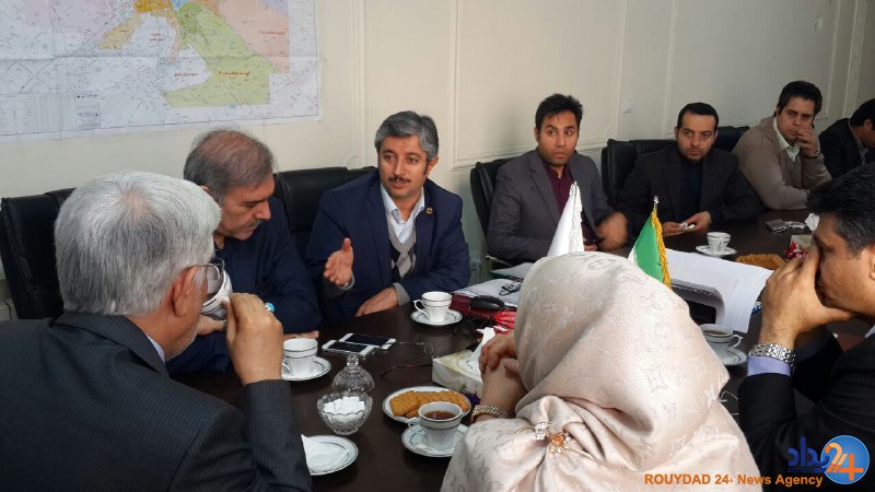 حضور دکتر عارف در ستاد انتخابات حزب اعتدال و توسعه (تصویر) حضور دکتر عارف در ستاد انتخابات حزب اعتدال و توسعه (تصویر)