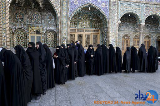 مشارکت زنان در انتخابات از نگاه رسانه های غربی (تصاویر) مشارکت زنان در انتخابات از نگاه رسانه های غربی (تصاویر)