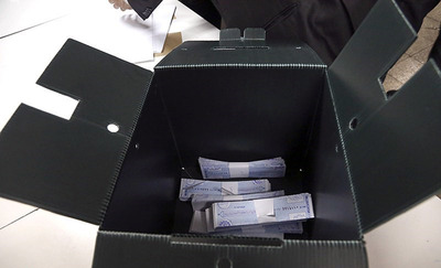 شمارش آراء انتخابات (تصاویر)