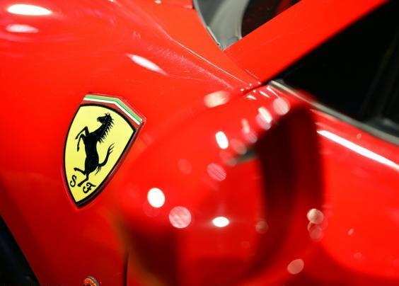 درون کارخانه لوکس درون کارخانه لوکس