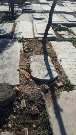 مُردگان این‌ گورستان آرامش ندارند (تصاویر)