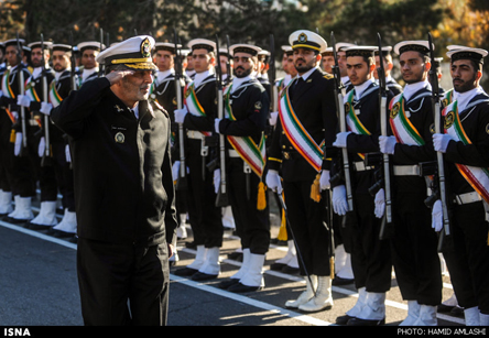 رونمایی از جدیدترین تجهیزات نیروی دریایی ارتش