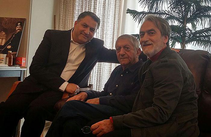 دیدار مدیرعامل بنیادسینمایی فارابی با استاد عزت اله انتظامی (تصویر)