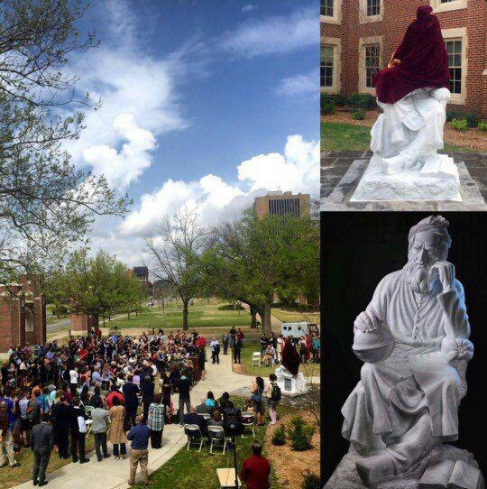 پرده برداری از تندیس خیام در دانشگاه اوکلاهما آمریکا (تصویر)