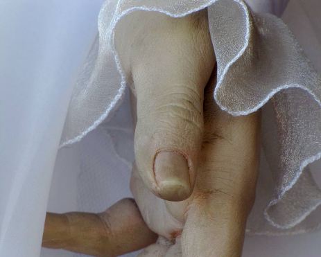 جسد 80 ساله به عنوان مانکن پشت ویترین (تصویر) جسد 80 ساله به عنوان مانکن پشت ویترین (تصویر)