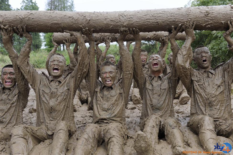 تمرینات پلیس شبه نظامی چین