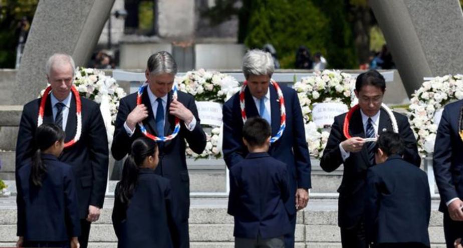 ادای احترام کری به قربانیان هیروشیما (تصاویر)